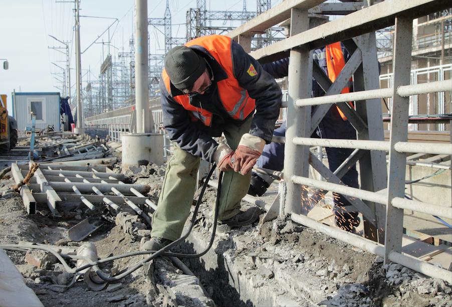 На Волжской ГЭС начался завершающий этап ремонта автодорожного комплекса